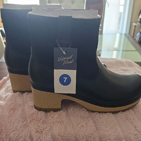 Universal Thread Shoes - Universal Thread Black Heeled Boots